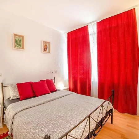 A Window On Apartment Rovinj