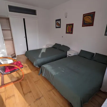 Apartment A Window On