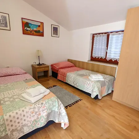 A Window On ロヴィニ